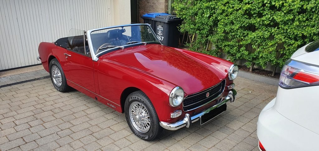 MG Midget Red